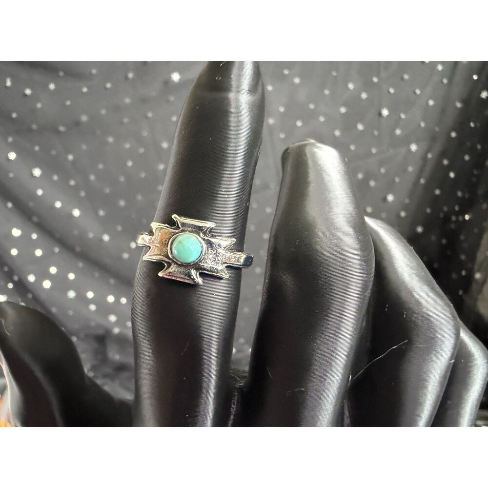 Turquoise Look Ring Size 6, Silver Tone Abstract Statement Ring - Picture 2 of 3